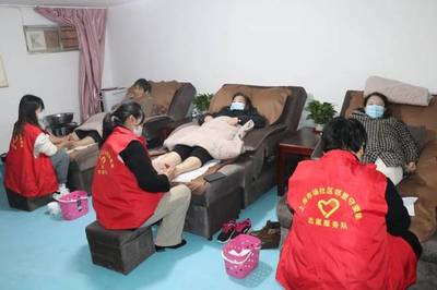 惠民服务进社区 邻里康复理疗与家政服务温暖人心